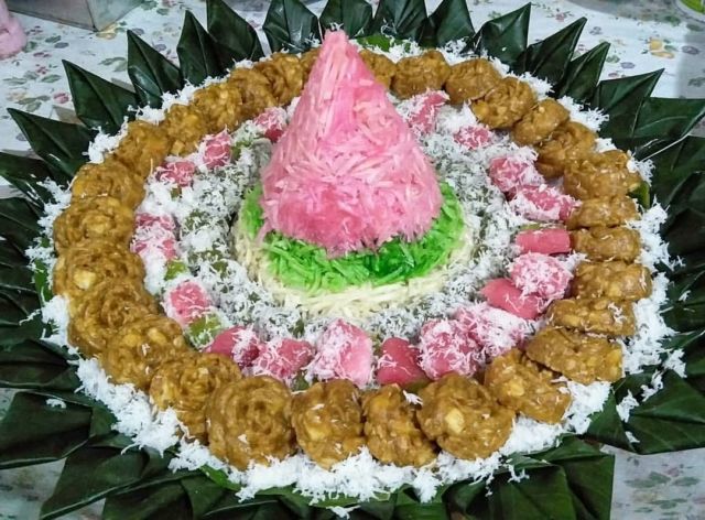 11 Makanan Pengganti Tumpeng Nasi Kuning untuk Perayaan. Nggak Monoton dan Cantik Tampilan