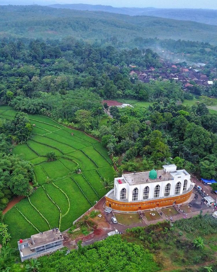 Masjid 'Kapal Nabi Nuh', Tempat Ibadah Sekaligus Wisata Hits di Semarang. Kapan Kamu ke Sana?