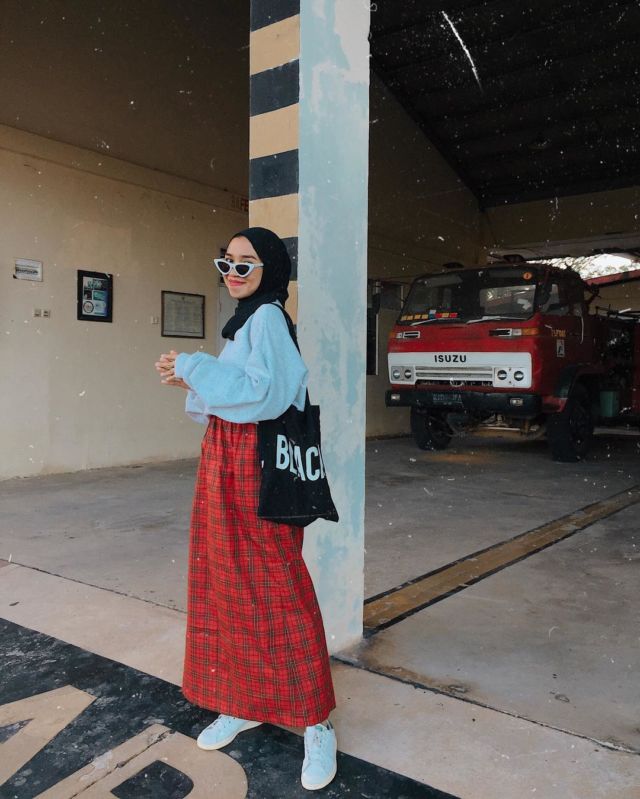  Ide Oversized Outfit ala Cewek Korea