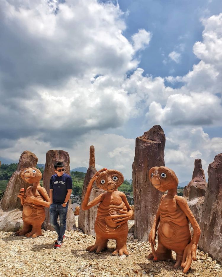 UFO Park, Destinasi Khusus Alien yang Instagramable di Batu, Malang. Keren Banget, Serasa di Film-film Nih!