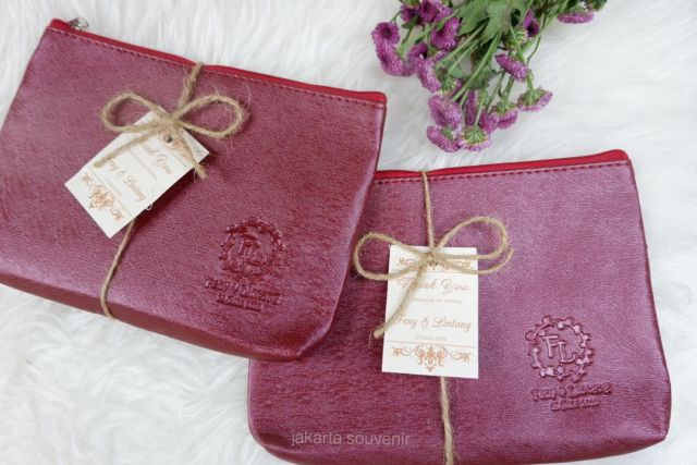 10+ Ide Desain Pouch Cantik untuk Suvenir Pernikahan. Multifungsi dan Bujetnya Bisa Menyesuaikan