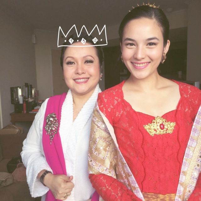 Parade 10 Kebaya Elegan ala Artis yang Rayakan Hari Kartini. Ayunya Bikin Mata Nggak Bosan Melirik!