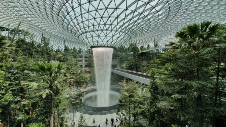 Jewel Changi Airport, Destinasi Hits Baru di Bandara Changi Singapura. Megah, Mewah, Spektakuler!