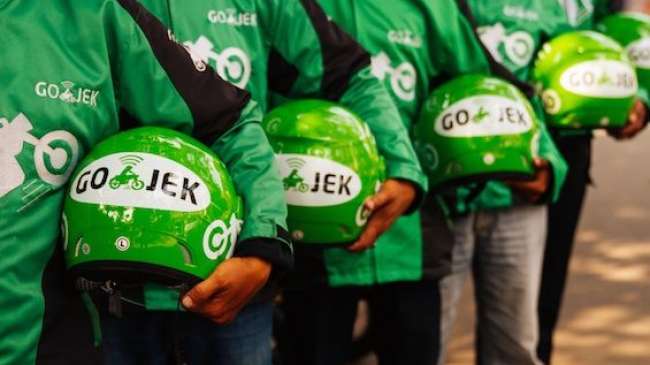 Pertarungan Sengit Gojek vs Grab. Sama-sama Ojol, Tapi Kamu Lebih Sering Pakai yang Mana neh?