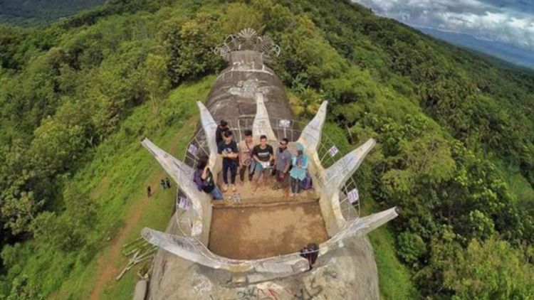 Berwisata Sekaligus Menjalin Toleransi di Bukit Rhema Kota Magelang