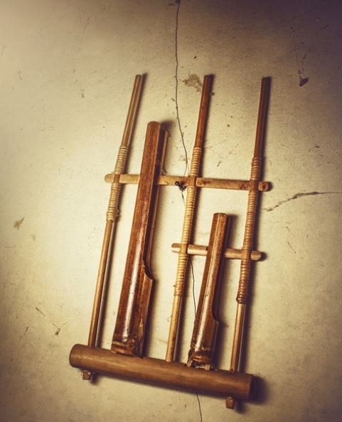 Alat Musik Angklung