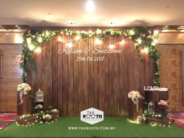 Mengulik 8 Ide Rustic Photobooth ala Pertunangan Ayla Dimitri. Elegan, Tamu Undangan Pasti Terkesan