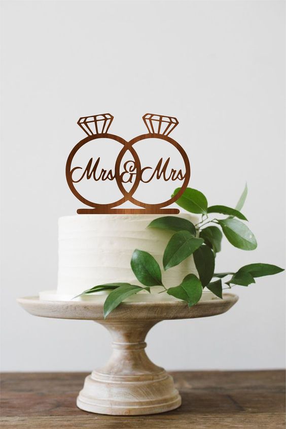 12 Ide Wedding Cake Tema Rustic. Menyelipkan Konsep Back to Nature Agar Sesi Potong Kue Makin Cantik