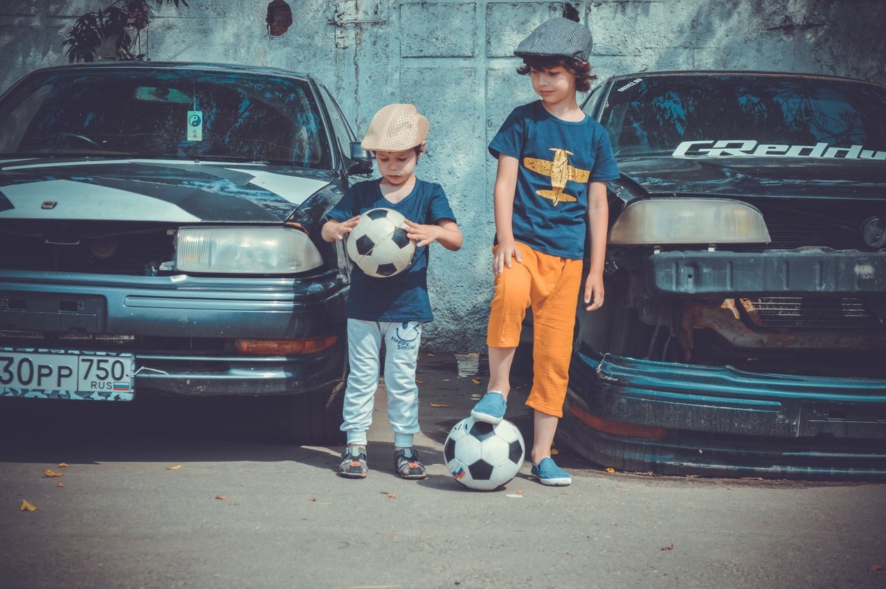 Ini Kisah Bola Kara, Sebuah Permainan yang Membawaku Kembali ke Masa Lalu