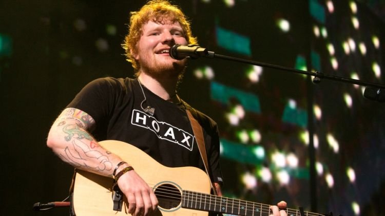 8 Lagu Paling Romantis Ed Sheeran untuk Momen Pernikahan. Siap-siap Meleleh Dengar Tiap Liriknya!