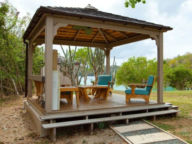 15+ Desain Gazebo Sederhana untuk Leyeh-Leyeh Cantik di Halaman Rumah. Kayak di Kafe-Kafe!