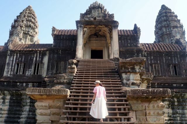 Panduan Backpacking ke Siem Reap, Kamboja. Jelajahi Angkor Wat, Kompleks Candi Terbesar di Dunia!