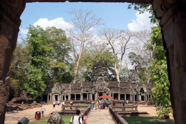 Panduan Backpacking ke Siem Reap, Kamboja. Jelajahi Angkor Wat, Kompleks Candi Terbesar di Dunia!