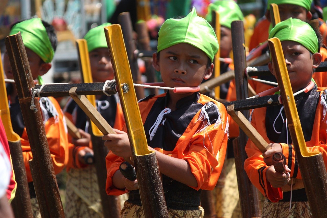 Mengenal Alat Musik Melodis Tradisional dari Indonesia