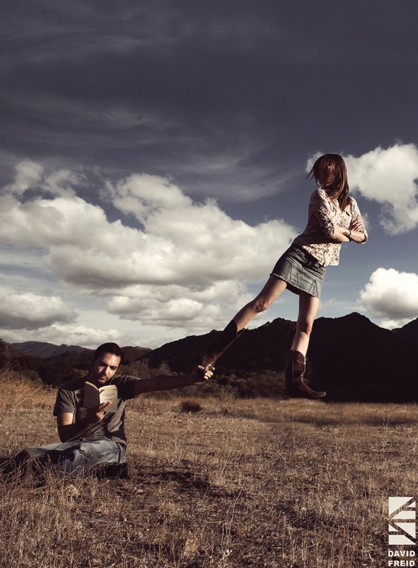 10 Kreasi Levitation Photography untuk Pre-Wedding yang Unik dan Penuh Imajinasi. Yuk, 'Terbang'!