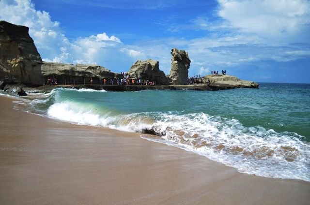 Pantai Klayar