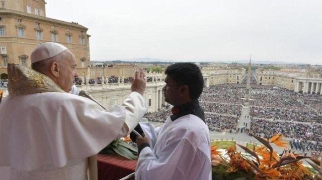 Paus Fransiskus Sesalkan Serangan Minggu Paskah di Sri Lanka