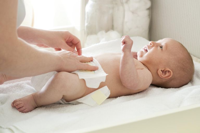 8 Tips yang Wajib Kamu Tahu Sebelum Menceboki Bayi. Jangan Asal Cepat Selesai, Biar Nggak Iritasi