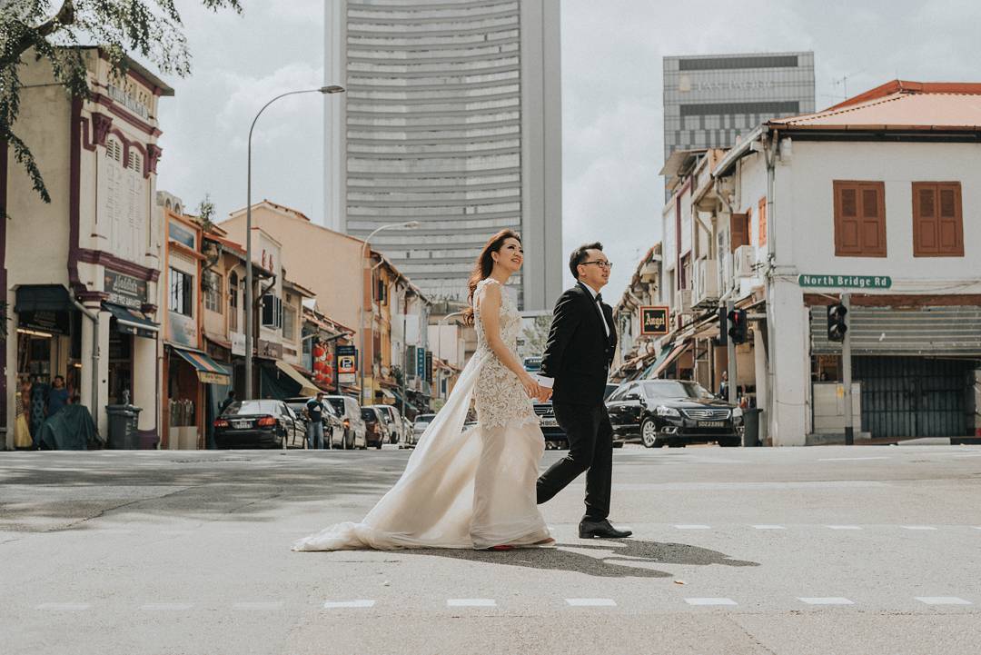 10 Inspirasi Pre-Wedding Berlatar Gedung Tinggi. Romantis dalam Balutan Nuansa Modern Khas Perkotaan