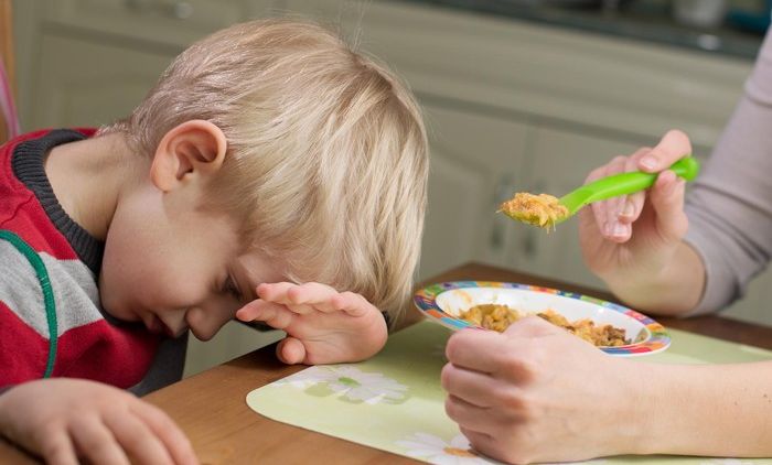 9 Trik Atasi Anak Suka Pilih-pilih Makanan. Jangan Asal Dipaksa ya, Nanti Malah Jadi Trauma Lo