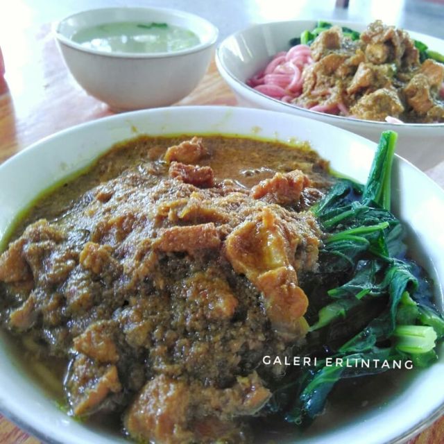 Mie Ayam Kuah Sate Djoeragan - Photo by Er.lin.tang