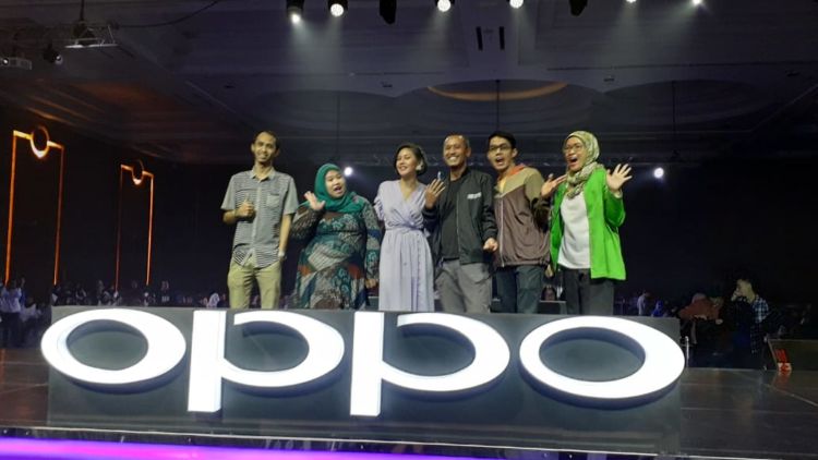 Bukber Bareng #OPPOXHipwee, Kahitna, dan Lagu-Lagu Galau Masa Remaja