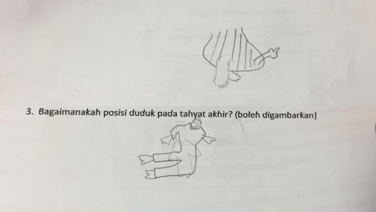 13 Gambar Kocak Anak SD Saat Jawab Soal Posisi Tahiyat Akhir. Mau Ngakak Tapi Takut Jadi Lemes :D