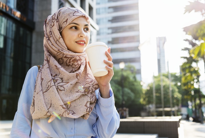 5 Alasan Sederhana Memilih Wanita Berhijab Untuk Teman Hidup