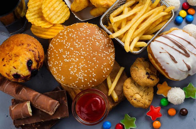 Meski Mengancam Kesehatan, Ini Sebab Junk Food Masih Jadi Primadona