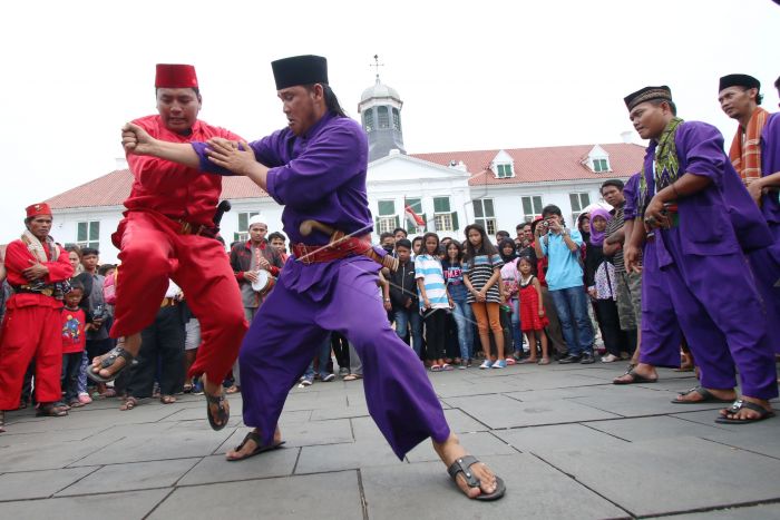 Riwayat Maen Pukulan, Seni Bela Diri yang Lahir di Tanah Betawi