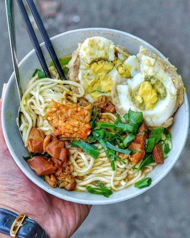 Mie Ayam Bakso Telor Mandala - Photo by Masak Jajan