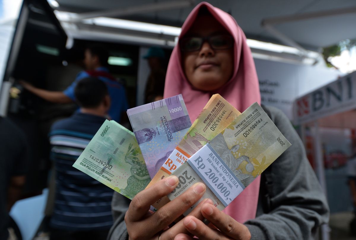 Cara Tukar Uang Pecahan Baru di Mobil Kas Keliling BI untuk Lebaran. Impas dan Aman!