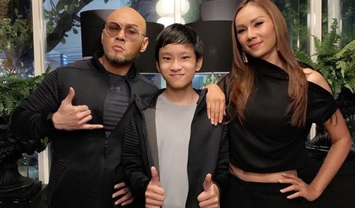 Deddy Corbuzier Masuk Islam, Kalina Beri Jawaban Tegas Soal Agama Azka Corbuzier