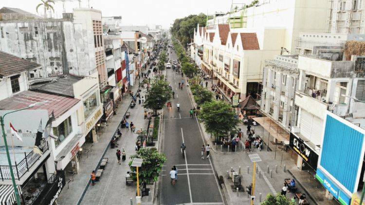 Begini Suasana Malioboro Saat Uji Coba Tanpa Kendaraan Bermotor. Kangen Jogja yang Begini Kan?