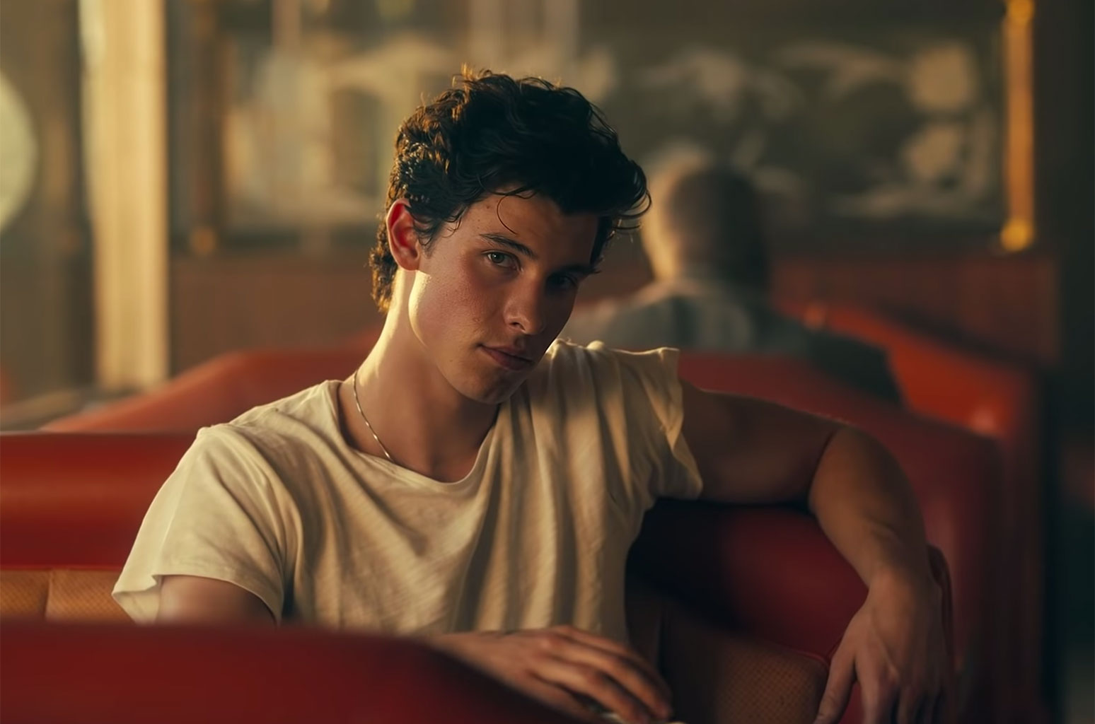 10+ Foto Shawn Mendes yang Aura Seksinya Makin Tak Terbendung. Padahal Baru 20 Tahun Lo!