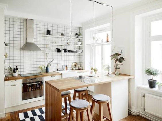 10 Inspirasi Dapur Skandinavia: Serba Putih, Bersih, dan Tampak Luas bagi Rumah Mungilmu<amp-img src=