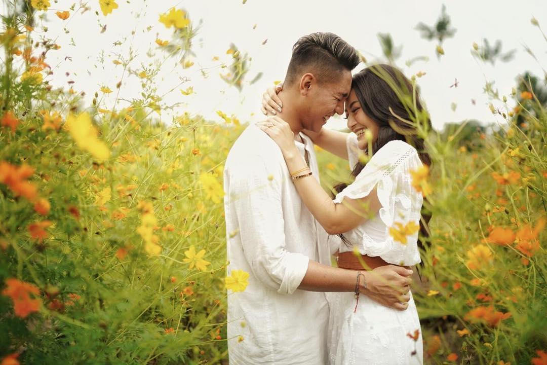 Siti Badriah Resmi Menikah Hari Ini, Intip Dulu Yuk 10 Foto Pre-wedding Romantisnya di Sini!