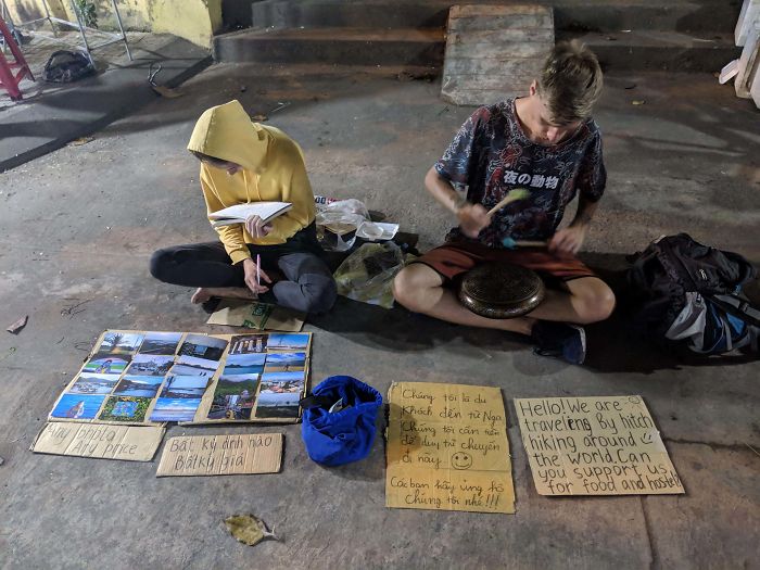 Fenomena Begpacker atau Turis Gembel di Kota-kota Besar Asia. Mau Liburan Kok Minta Sumbangan?