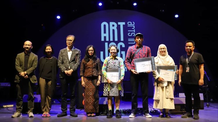 ARTJOG 2019 Resmi Dibuka oleh Sri Mulyani. Penonton Disuguhi Berbagai Karya dan Program Menarik