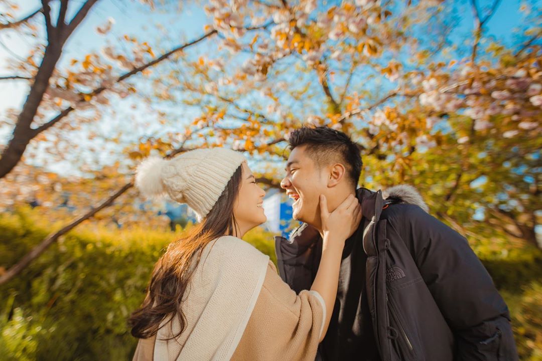 9 Ide Pre-wedding Romantis Boy William dan Karen Vendela. Dari yang Seru Sampai yang Syahdu, Ada!