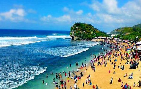 Wisata Pantai Indrayanti