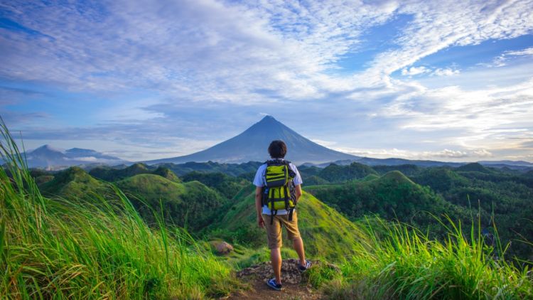 Baru Pertama Mendaki Gunung? Berikut Ini Hal Wajib yang Harus Kalian Persiapkan Sebelum Mendaki!