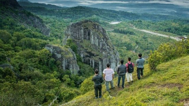 Puncak Gunung Api Purba Nglanggeran