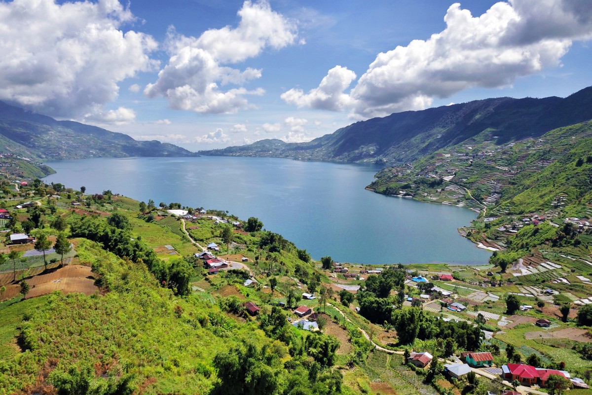 Menikmati Keindahan Danau Kembar di Solok, Sumatera Barat. Terasa Cantik dan Sejuk di Mata!