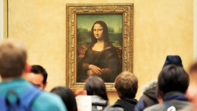 Tentang Lukisan Fenomenal Mona Lisa: Katanya Bisa Melirik & Mengikuti Mata Pengunjung. Emang Beneran?