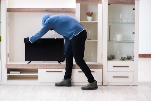 Waspada Terhadap Orang Asing di Sekitar Rumah