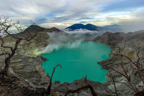 Puncak Kawah Ijen