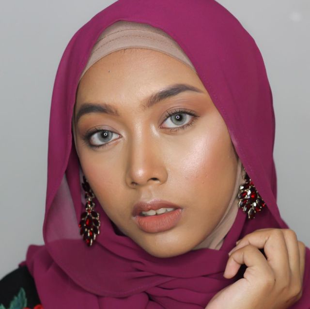 warna hijab yang cocok untuk kulit sawo matang