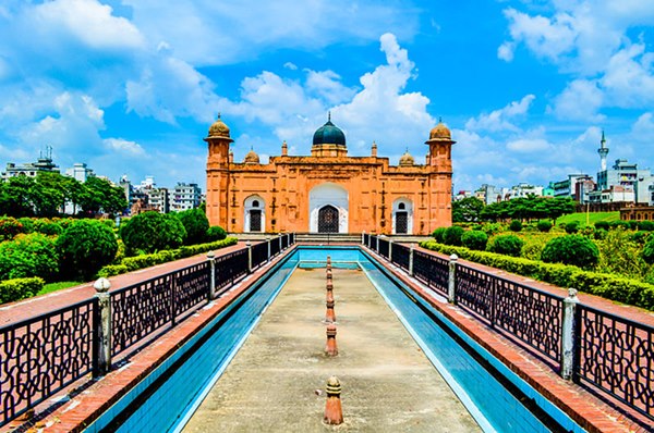 Tampak Depan Benteng Lalbag 