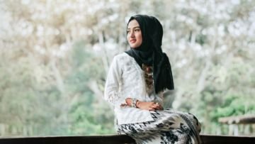 Perjalanan Seorang Wanita Menemukan Hijabnya. Penuh Liku Sampai Kini Nyaman Memakainya